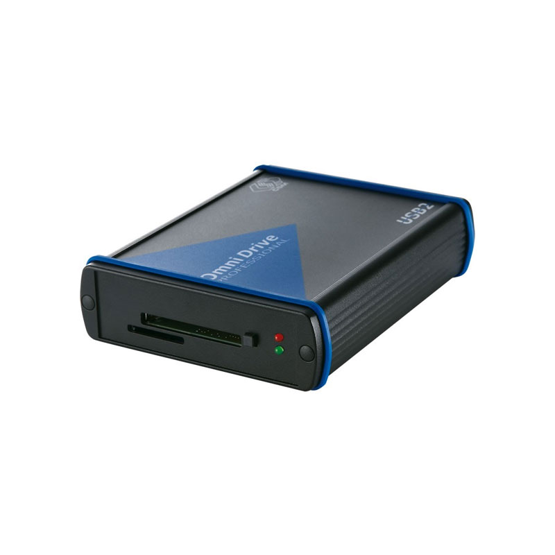 MCR7, czytnik USB dla kart SD i CF.